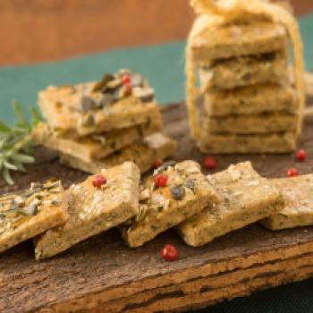 Steirische Kürbiskernöl-Cracker - (c) Stefan Kristoferitsch mit freundlicher Genehmigung der Gemeinschaft Steirisches Kürbiskernöl g.g.A.