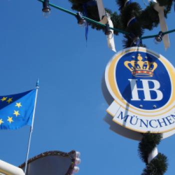 Gaudi und Schmankerl auf dem 52. Frühlingsfest in München - Hofbräu München, ein Bier für Europa