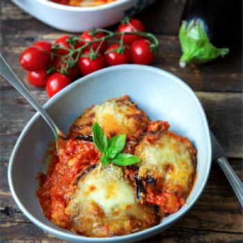 Parmigiana di Melanzane ist ein Auberginen-Auflauf aus der süditalienischen Küche - (c) aubergine.nl