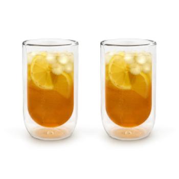 Für den perfekten Eistee-Genuss bietet Bredemeijer auch Tee-Gläser mit doppelter Glaswand an, in denen der Eistee länger kühl bleibt, ohne zu kondensieren. Klicken sie sich weiter durch unsere Eistee-Rezepte  - (c) Bredemeijer