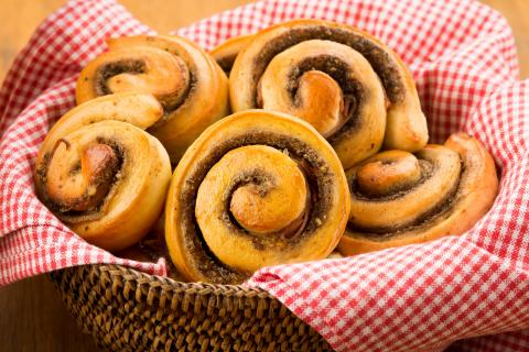 Hefeteigschnecken mit Schinken Kürbiskernölpesto - (c) Stefan Kristoferitsch mit freundlicher Genehmigung der Gemeinschaft Steirisches Kürbiskernöl g.g.A. Hefeteigschnecken mit Schinken Kürbiskernölpesto - (c) Stefan Kristoferitsch mit freundlicher Genehmigung der Gemeinschaft Steirisches Kürbiskernöl g.g.A.