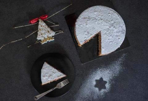 Buchweizenkuchen mit roter Preiselbeer-Konfitüre - (c) Trentino Marketing Buchweizenkuchen mit roter Preiselbeer-Konfitüre - (c) Trentino Marketing