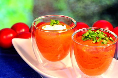 Grilltomatensuppe - (c) iSi Grilltomatensuppe - (c) iSi