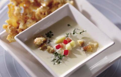 Kartoffel-Kresse-Süppchen mit Peccorinocroutons - (c) Deutsches Weininstitut Kartoffel-Kresse-Süppchen mit Peccorinocroutons - (c) Deutsches Weininstitut