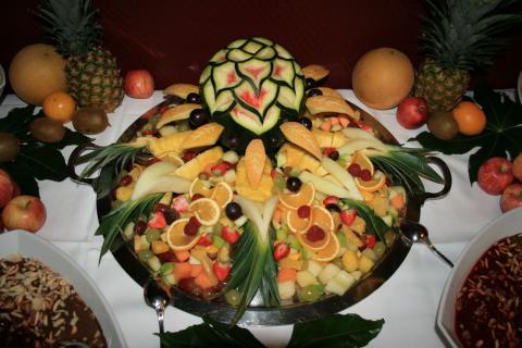 Fruchtiger Hähnchen-Spargel-Salat mit Papaya - Ein Rezept von Alexander Wolter - (c) MARITIM Hotel München