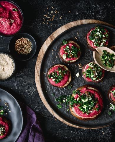 Rote Bete Hummus mit Aubergine - (c) aubergine.nl