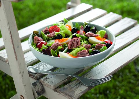 Salat Nicoise, ein Klassiker unter den Salaten - (c) www.1000rezepte.de Salat Nicoise, ein Klassiker unter den Salaten - (c) www.1000rezepte.de