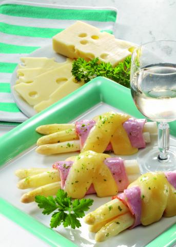 Spargel-Schinkenröllchen - (c) Wirths PR Spargel-Schinkenröllchen - (c) Wirths PR