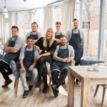 Auch Hannover hat ein neues Restaurant mit 2 Sternen des Guide MICHELIN. Die im  <a href="https://www.jante-restaurant.de/" target="_blank">Restaurant JANTE vom Küchenchef Tony Hohlfeld</a> kreierten Menus zeichnen sich besonders durch die beeindruckende Kombination von Aromenvielfalt, hoher Produktqualität und Präsentation aus - (c) Dieter Sieg