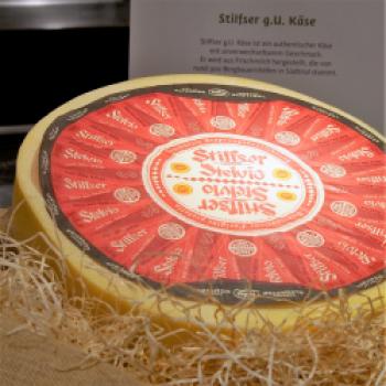 Speck, Käse, Äpfel und Wein aus Südtirol - (c) Jörg Bornmann