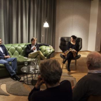 Literaturtalk auf der grüne Couch im Hotel DieWasnerin - (c) Tina Reiter