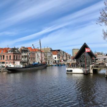 Leiden in Holland hat Windmühlen, Grachten, Zugbrücken, Fahrräder und Tulpen - (c) Gabi Dräger