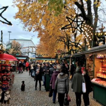 Salzburg ganz weihnachtlich im festlichen Glanz - Mozartkugeln und Salzburger Nockerln treffen auf Glühpunsch und Lebkuchen - (c) Gabi Dräger