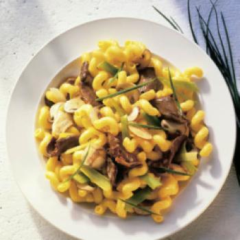 Nudeln mit Filet - <a href="https://www.genussfreak.de/nudeln-mit-filet" target="_blank">zum Rezept</a> (c) Wirths PR