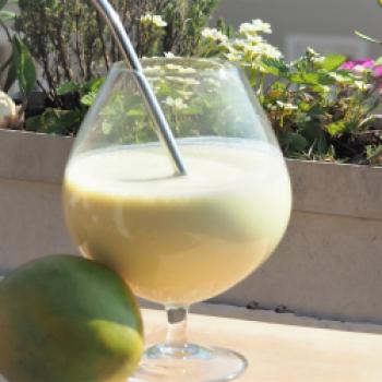 Mango-Lassi - <a href="https://www.genussfreak.de/mango-lassi" target="_blank">zum Rezept</a> - (c) Jörg Bornmann