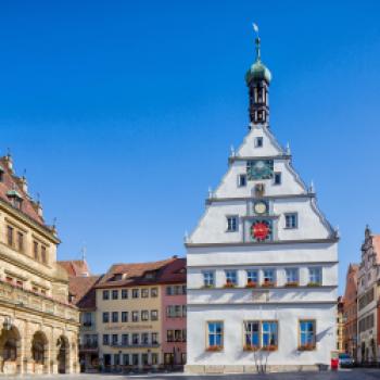  - (c) Rothenburg Tourismus Service
