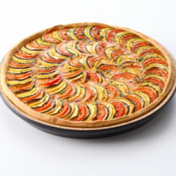 Tomaten-Zucchini-Quiche auf der Römertopf Lafer BBQ Plancha - (c) Römertopf