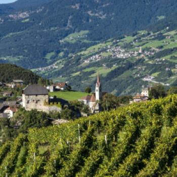 Das romantische Feriendorf Gufidaun bei Klausen -(c) Helmuth Rier Tourismusverein Klausen