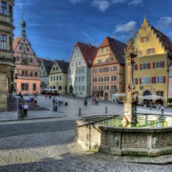  - (c) Rothenburg Tourismus Service