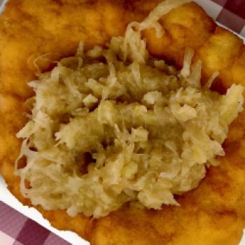 Spezialitäten im Stubaital – einfach köstlich - Kiachl mit Sauerkraut - (c) Gabi Dräger