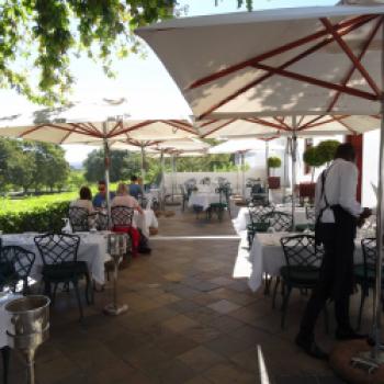 Auf der Terasse des Hotels Lanzerac - (c) Eva-Maria Mayring