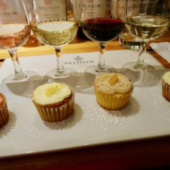 Weinverkostung mit Cup-Cakes - (c) Eva-Maria Mayring