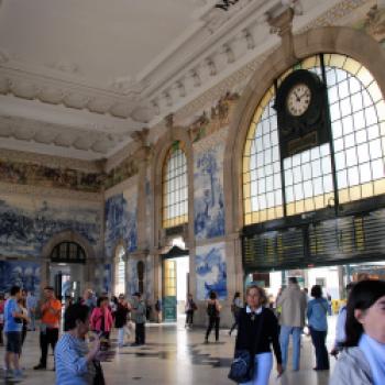 Absolut sehenswert ist der Bahnhof in Porto - (c) Gabi Vögele