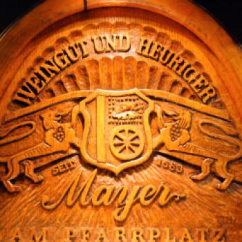 Der Heurige <a href="https://www.pfarrplatz.at/de/" target="_blank">Mayer am Pfarrplatz</a> ist eine Wiener Institution unter Weinliebhabern - (c) Jörg Bornmann