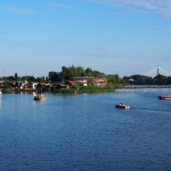 An der <a href="http://www.alte-donau.info/" target="_blank">alten Donau</a> findet man seit 100 Jahren das <a href="http://www.gaensehaeufel.at/" target="_blank">Strandbad Gänsehäufel</a>. Hier mischt man sich schnell unter die Wiener - (c) Jörg Bornmann