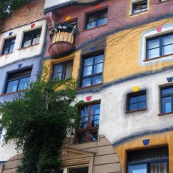Auf das Schaffen des <a href="http://www.hundertwasserhaus.info/" target="_blank">Architektur-Genies Hundertwasser</a> trifft man in Wien an vielen Stellen - (c) Jörg Bornmann