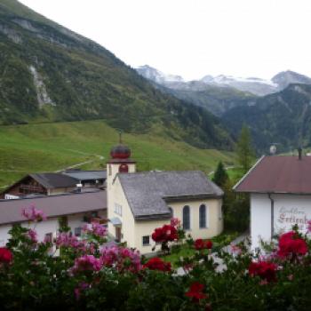 Blick auf den Hintertuxer Gletscher vom Hotelzimmer - (c) Anke Sieker/ Hotel Klausnerhof