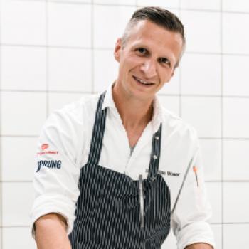 Sternechef Maximilian Moser vom Starnberger Gourmetrestaurant Aubergine - (c) Hotel Vier Jahreszeiten, Starnberg