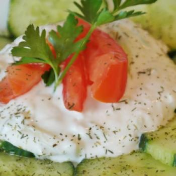 Tzatziki, der klassische Dip der griechischen Küche - <a href="https://genussfreak.de/tzatziki" target="_blank">zum Rezept</a> - (c) Pixabay