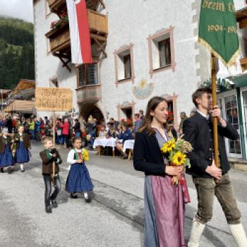 Griaß enk zum Erntedankfest - Ein Fest für die Ähre - Erntedankfest in Neustift im Stubaital - (c) Gabi Dräger