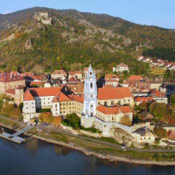 Die Wachau - Kulturlandschaft mit Hingucker und Schmankerl aus Küche und Backstube - (c) Niederösterreich Tourimus