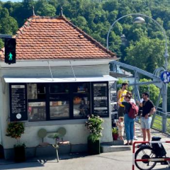 Kunst und Kaffee in Salzburg - Die traditionellen österreichischen Kaffees findet man in kleinen versteckten Cafés - (c) Gabi Dräger
