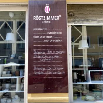 Kunst und Kaffee in Salzburg - Die traditionellen österreichischen Kaffees findet man in kleinen versteckten Cafés - (c) Gabi Dräger