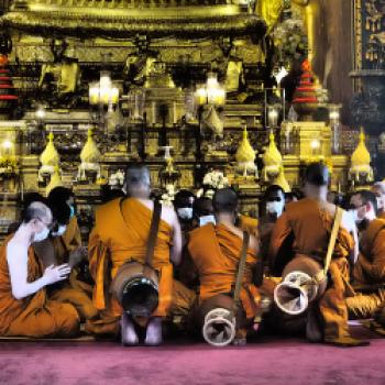 Zur Einkehr in den Tempel Wat Bowonniwet Vihara nahe des Hotels - (c) Sabine Ludwig