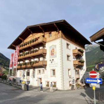 Genussvolle Tage im Stubaital - auch im Herbst lockt der Hoferwirt ins Tiroler Stubaital - (c) Gabi Dräger