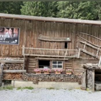 Genussvolle Tage im Stubaital - auch im Herbst lockt der Hoferwirt ins Tiroler Stubaital - (c) Gabi Dräger