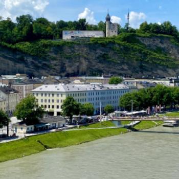 Bei schönem Wetter ist es spannend einmal die spektakulären Dachterrassen in Salzburg zu besuchen