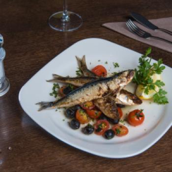 Frischer Fisch auf den Tisch – die BodenseefischWochen 2024 - (c) MTK/Chris Danneffel