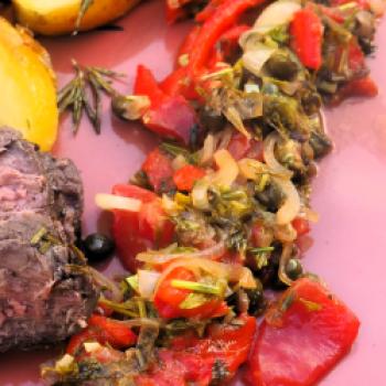 Peperoni alla maremmana (Paprika nach Maremmana-Art) - <a href="https://www.genussfreak.de/peperoni-alla-maremmana-paprika-nach-maremmana-art" target="_blank">zum Rezept</a> - (c) Jörg Bornmann