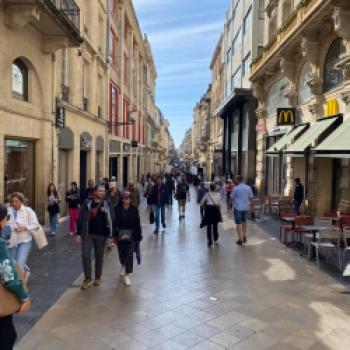 Die Fußgängerzone in Bordeaux ist 1,2 Kilometer lang und mondän - (c) Thomas Rentschler