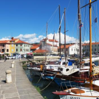 Der Hafen von Izola – Noch heute gilt der überaus malerische Badeort noch immer als Königreich des Fisches - (c) Stefanie Bisping