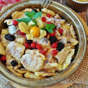 Wer im Urlaub kulinarisch genießen möchte, verfügt über eine Fülle an Möglichkeiten - (c) https://pixabay.com/de/photos/kaiserschmarrn-essen-lecker-s%C3%BC%C3%9F-2820132/