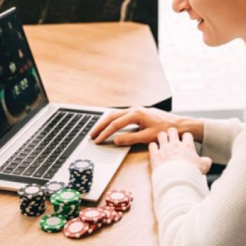 Online-Glücksspiel in Deutschland und Österreich: Wie sicher sind Ein- und Auszahlungen?