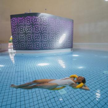 Die Chiemgau Thermen in Bad Endorf sind ein echtes Juwel, ein kuscheliger Rückzugsort an trüben Tagen - (c) Ulrike Engel