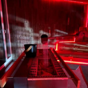 Die Chiemgau Thermen in Bad Endorf sind ein echtes Juwel, ein kuscheliger Rückzugsort an trüben Tagen - (c) Ulrike Engel