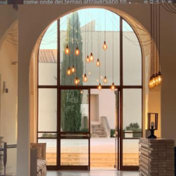 Das Eingangsportal lädt ein in die Masseria Amastuola - (c) Hannelore Fisgus